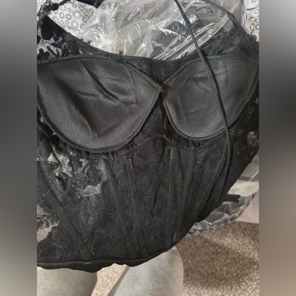 Gianni Bini Black Mermaid Beaded Applique Lace Back Prom Dress or Gown Sz 3 - Picture 3 of 5